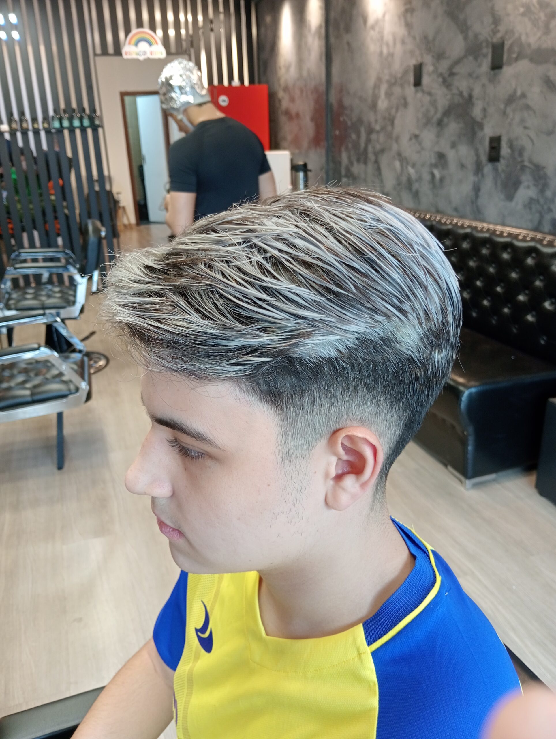 Luzes masculina no São Pedro, São Pedro, Belo Horizonte | Major Savassi Barbearia Barbearia Luzes masculina no São Pedro, São Pedro, Belo Horizonte | Major Savassi Barbearia Barbearia