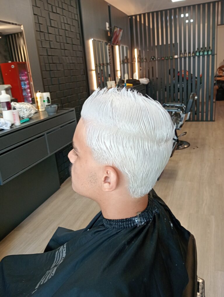 Pigmentação e química · Major Savassi Barbearia — barbearia em São Pedro, Belo Horizonte - MG