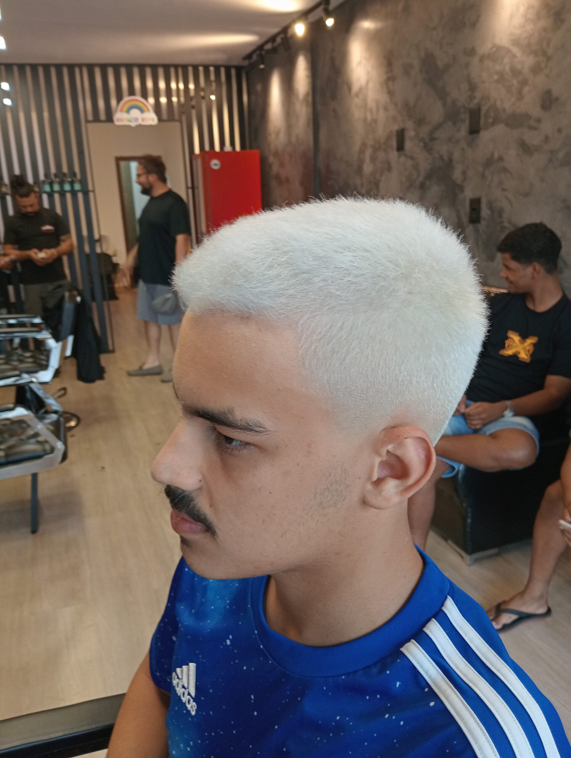 Platinado no São Pedro, Belo Horizonte | Major Savassi Barbearia