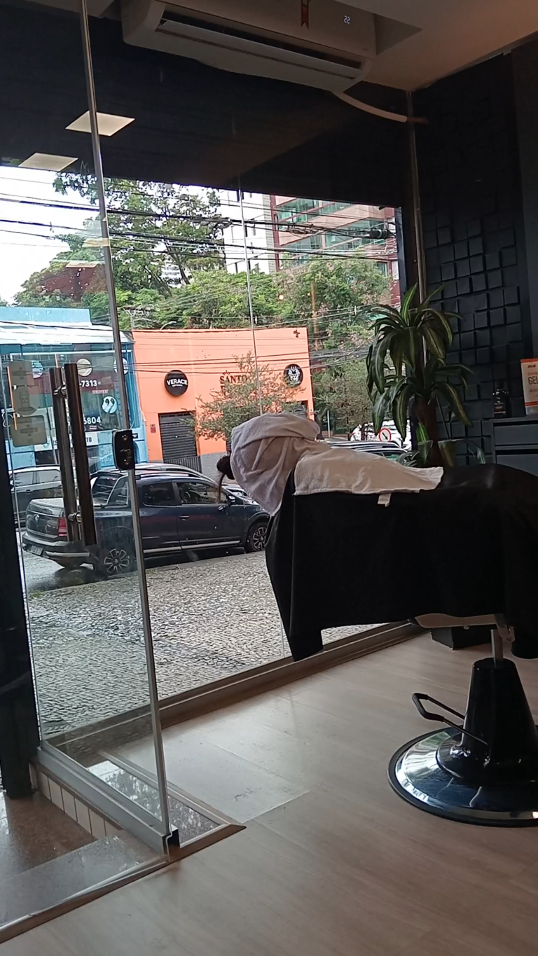 Onde Encontrar Barbaterapia com Ozônio no São Pedro, BH | Major Savassi